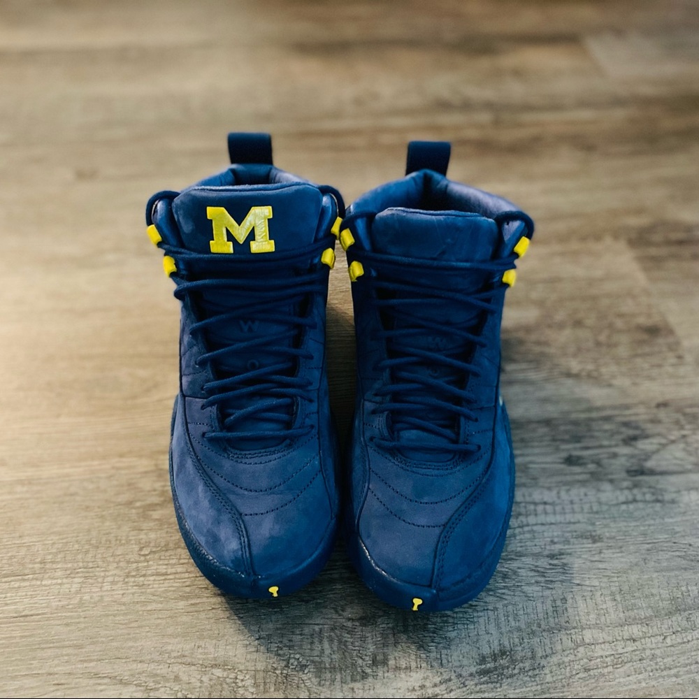 Jordan 12 Retro Michigan